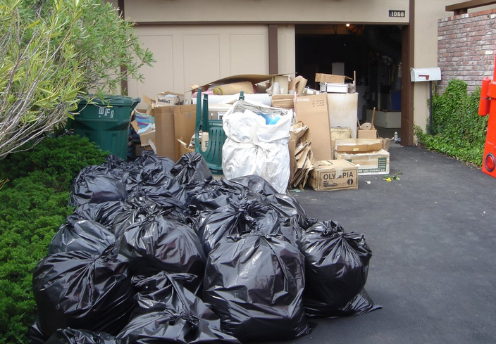 Understanding Hoarding: Long Beach’s Compassionate Help post thumbnail image