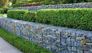 Safety Measures to Consider When Developing a Retaining Wall post thumbnail image